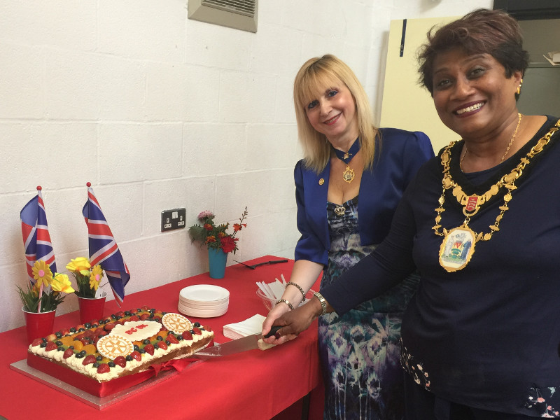 Mayors from Barnet and Harrow cut the launch cake