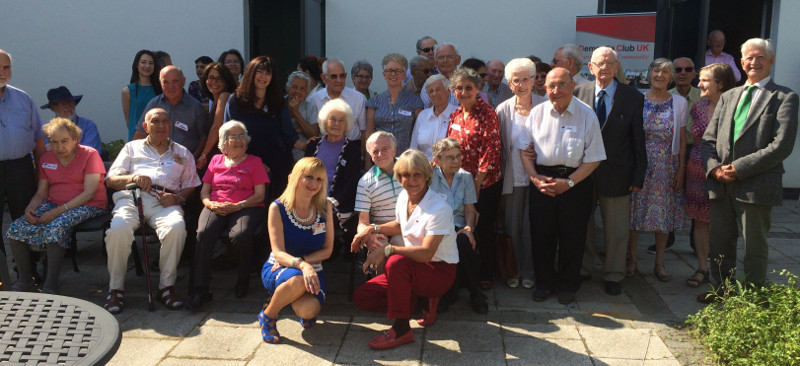 Dementia Club UK group photo with Ian Towning